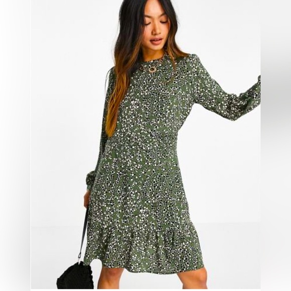Only Neon & Nylon mini graphic printed dress  Size XL/ U.S. Size 12 - Picture 1 of 8